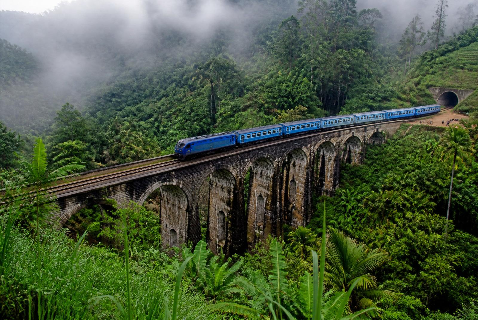 Ella Adventure — Nine Arch Bridge, Little Adam's Peak & Ravana Falls